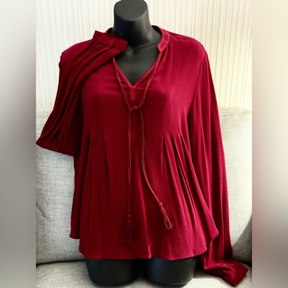 Elegant Red Women's Top Long Sleeve Sz Small